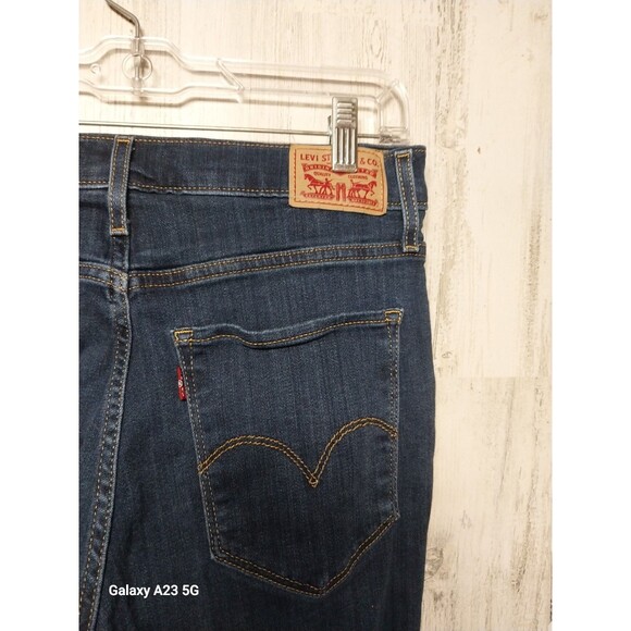 Levi's 724 High Rise Straight Jeans Dark Wash Size 30 - Picture 4 of 6